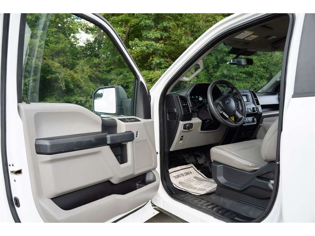 2020 Ford F-150 XL photo 17
