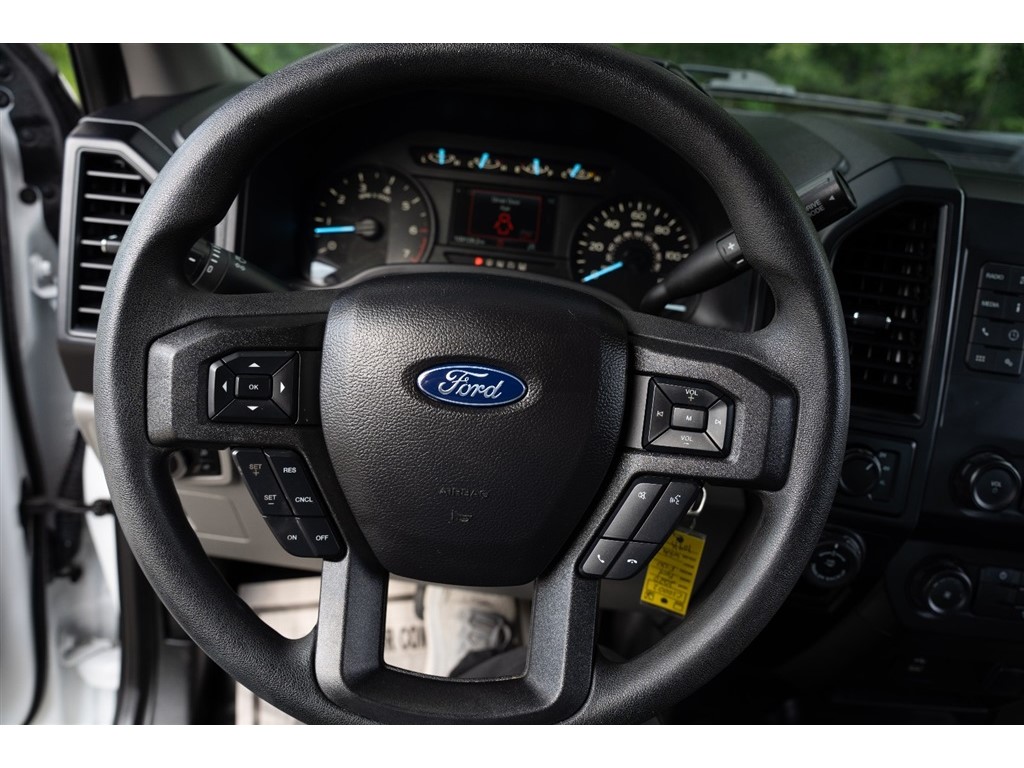 2020 Ford F-150 XL photo 21