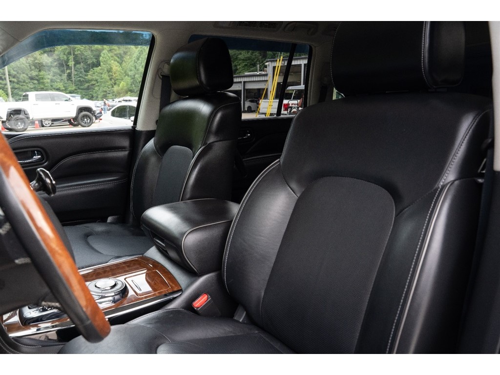 2019 Infiniti QX80 Luxe photo 29