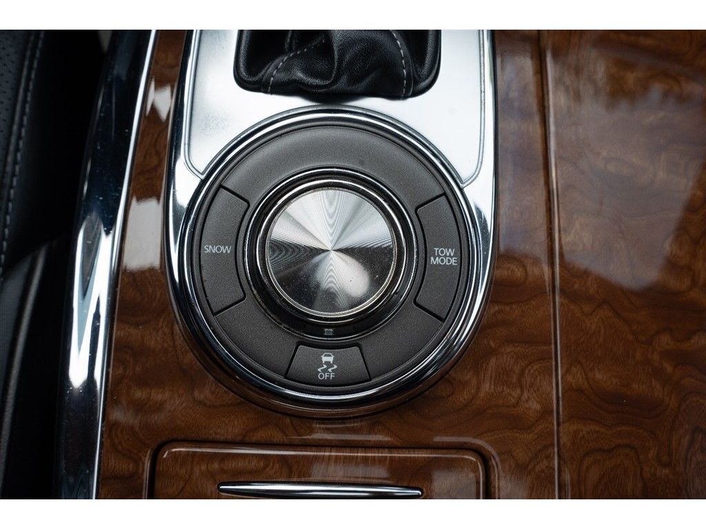 2019 Infiniti QX80 Luxe photo 39