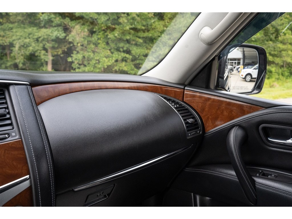 2019 Infiniti QX80 Luxe photo 43
