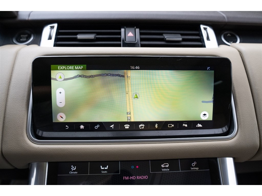 2018 Land Rover Range Rover Sport HSE photo 39