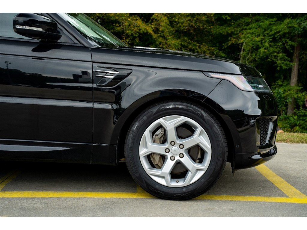 2018 Land Rover Range Rover Sport HSE photo 4