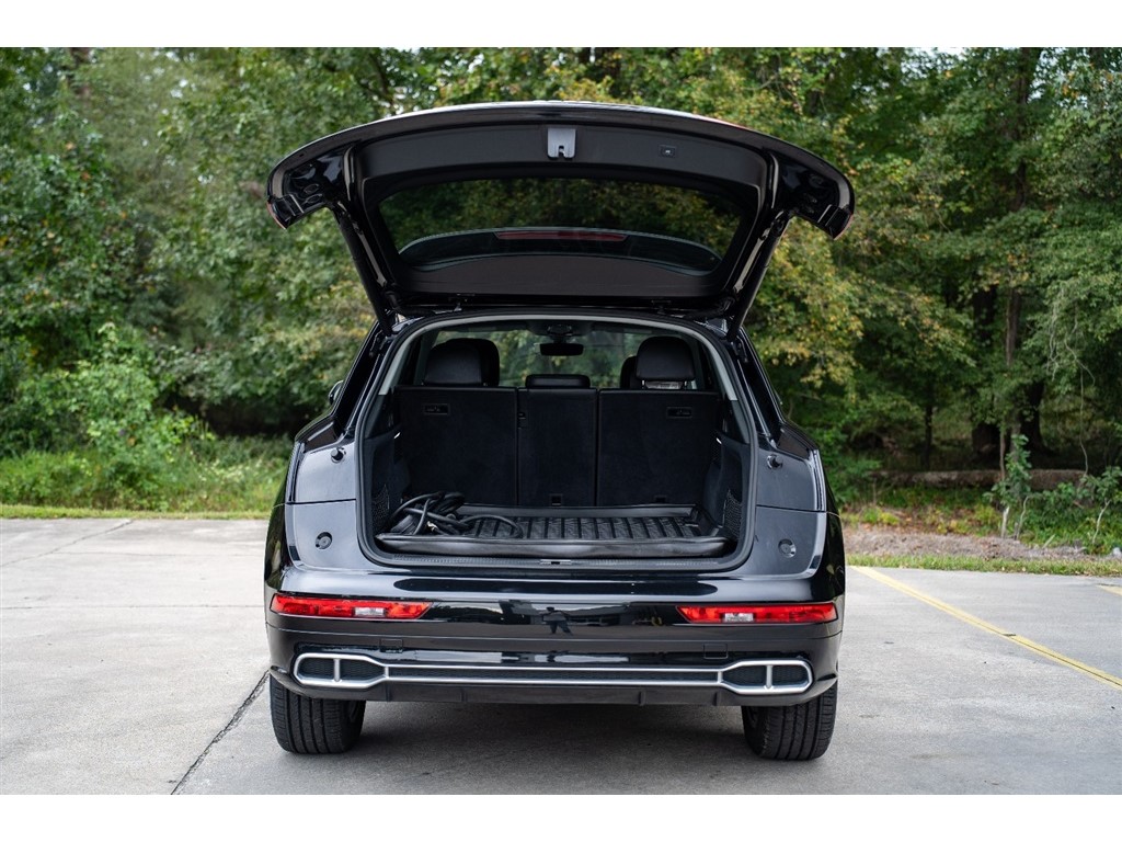 2020 Audi Q5 Premium photo 11