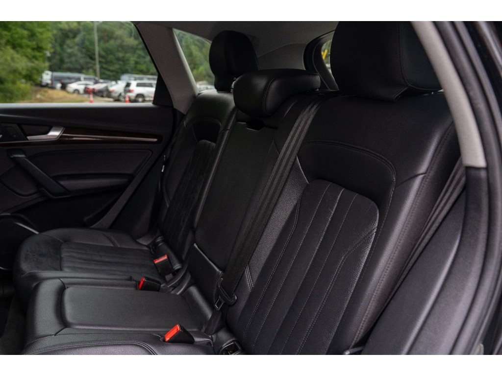 2020 Audi Q5 Premium photo 17