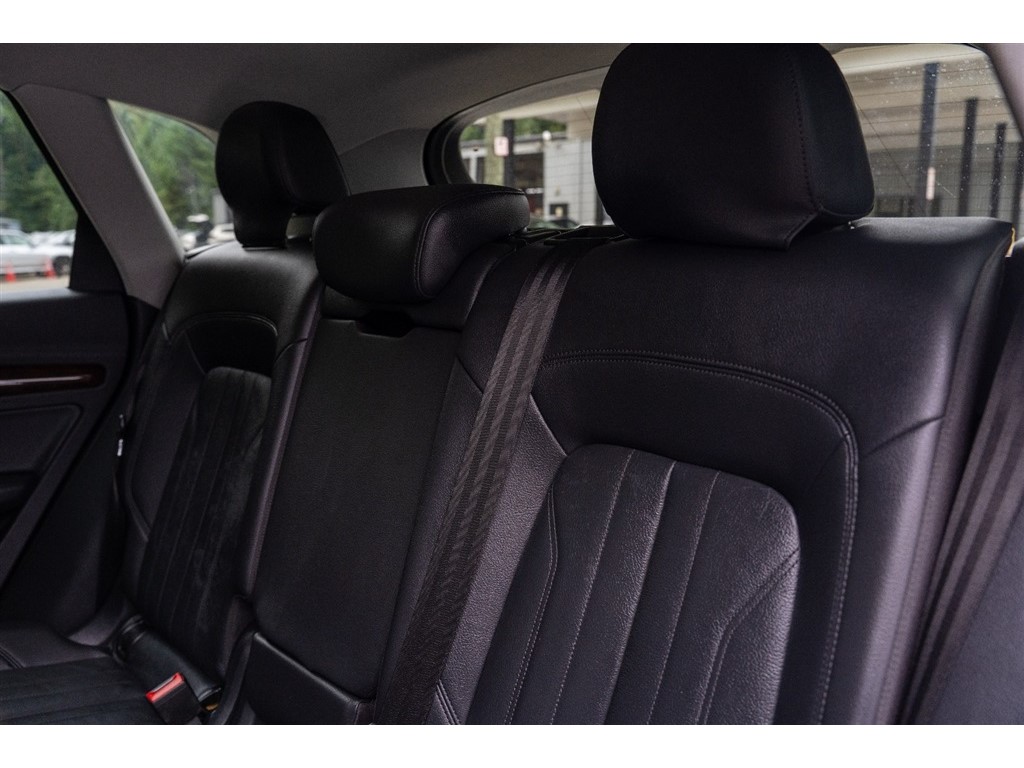 2020 Audi Q5 Premium photo 18