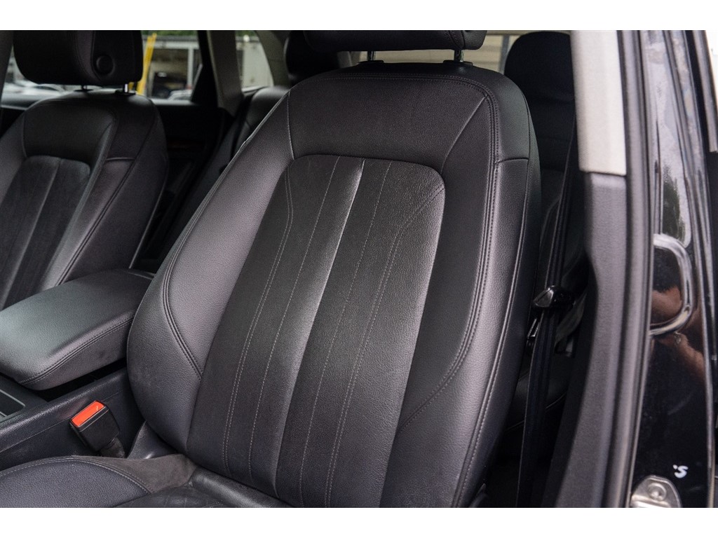2020 Audi Q5 Premium photo 27