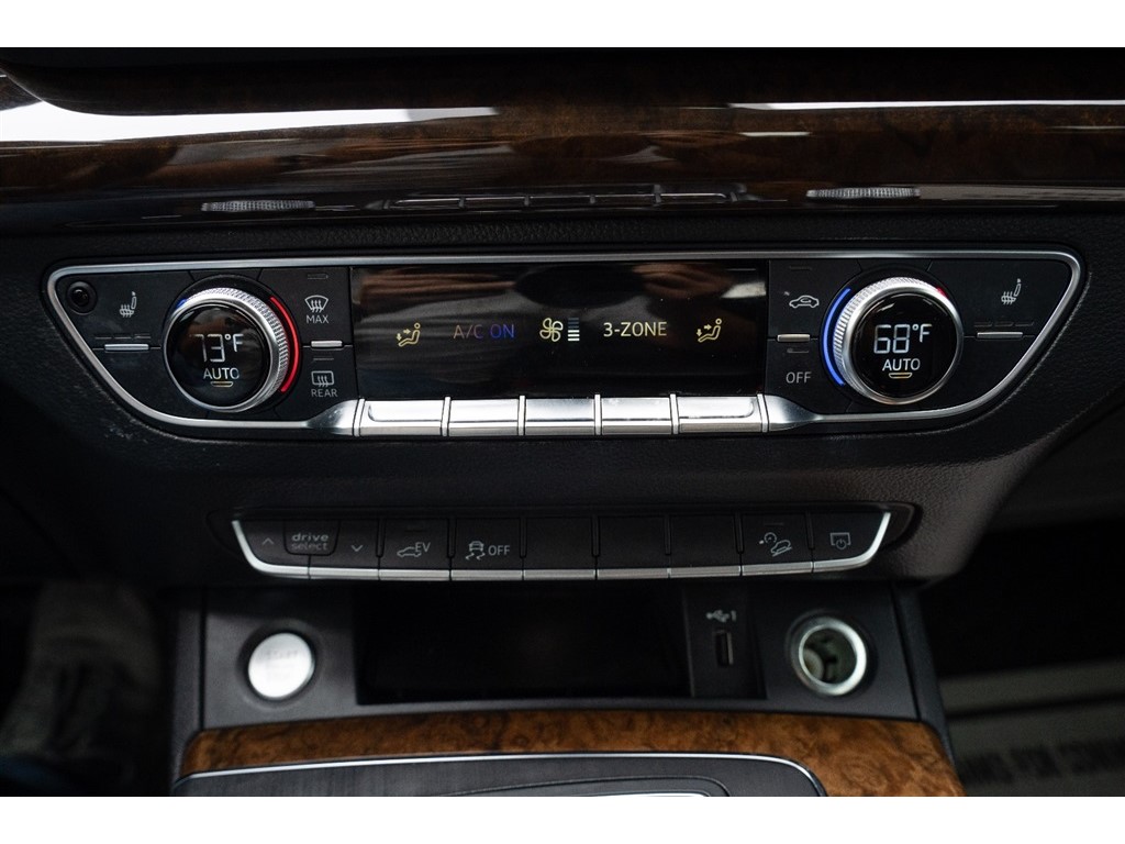2020 Audi Q5 Premium photo 40