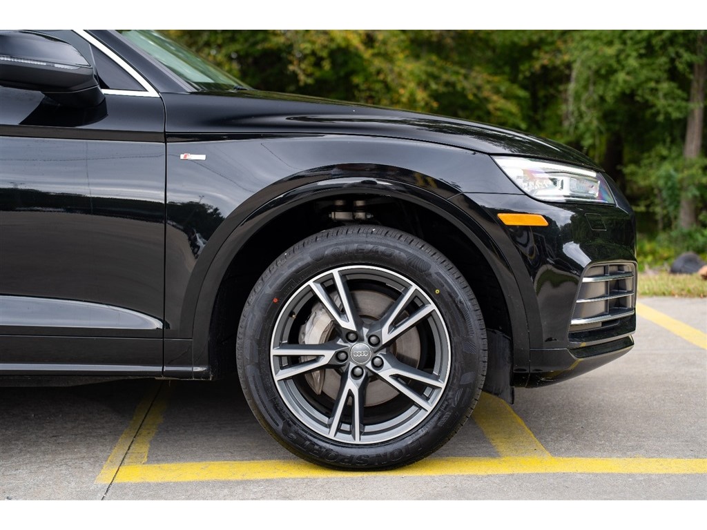 2020 Audi Q5 Premium photo 4