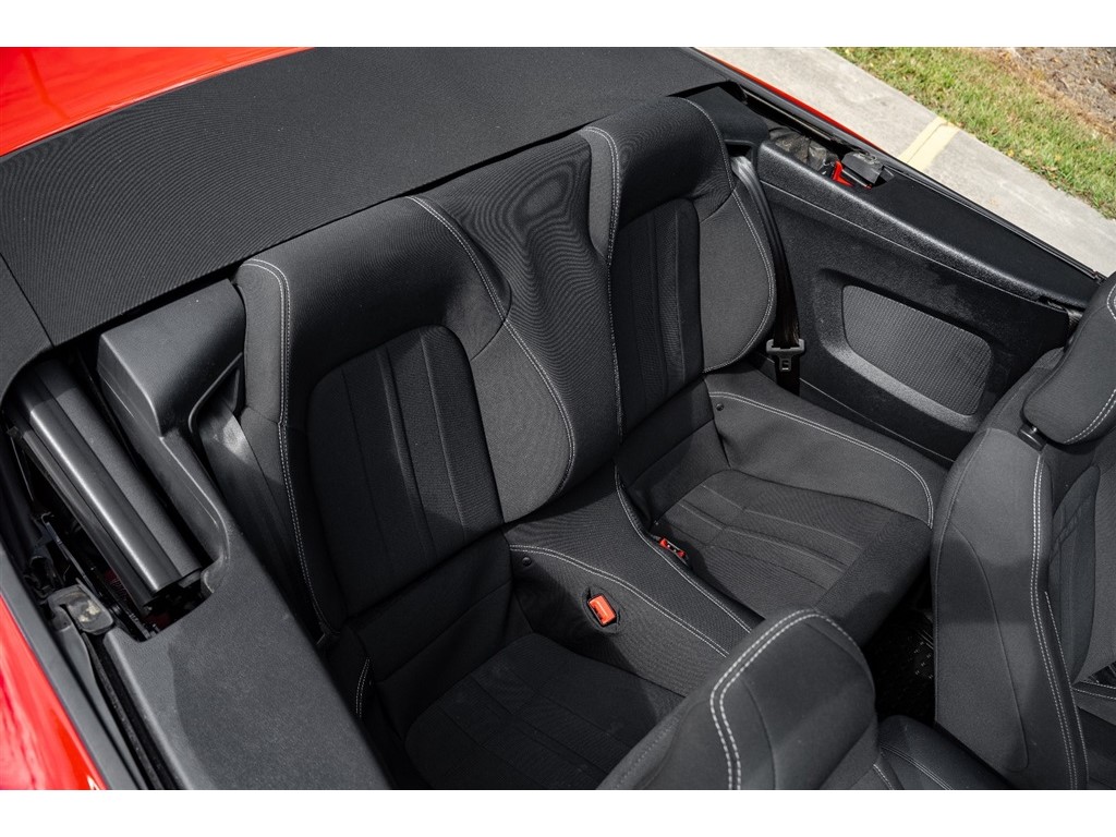2018 Ford Mustang EcoBoost Convertible photo 13