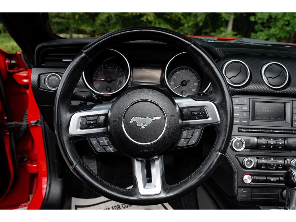 2018 Ford Mustang EcoBoost Convertible photo 26