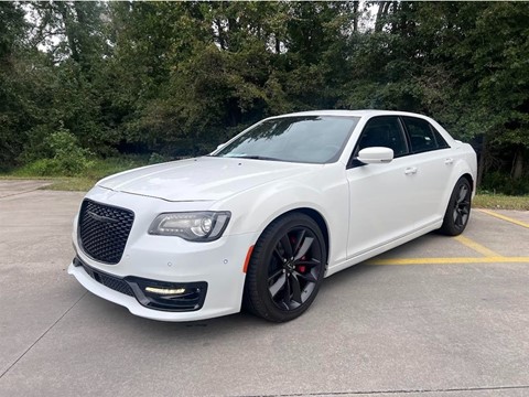 2023 Chrysler 300 C