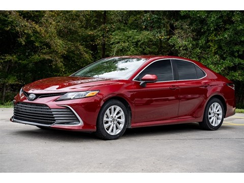 2022 Toyota Camry LE