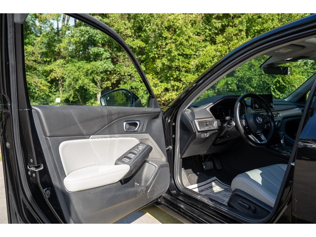 2023 Acura Integra Base photo 16
