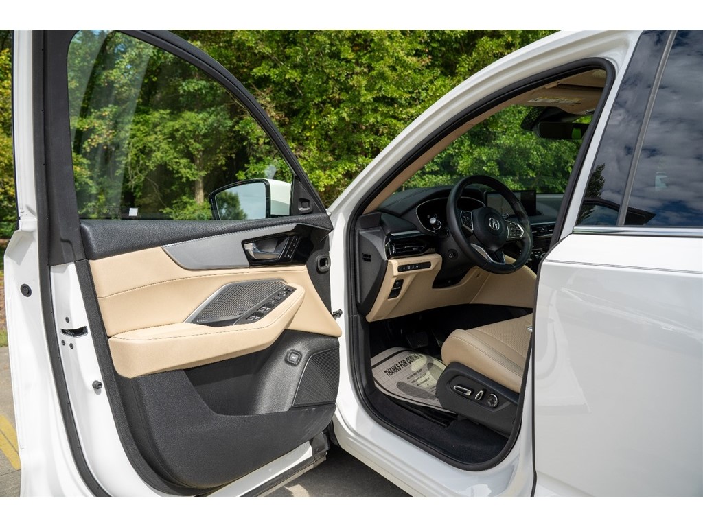 2022 Acura MDX SH-AWD photo 26