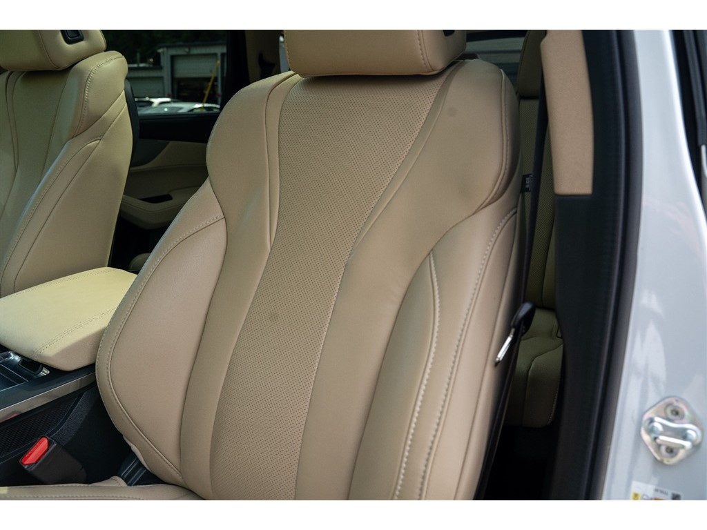 2022 Acura MDX SH-AWD photo 30