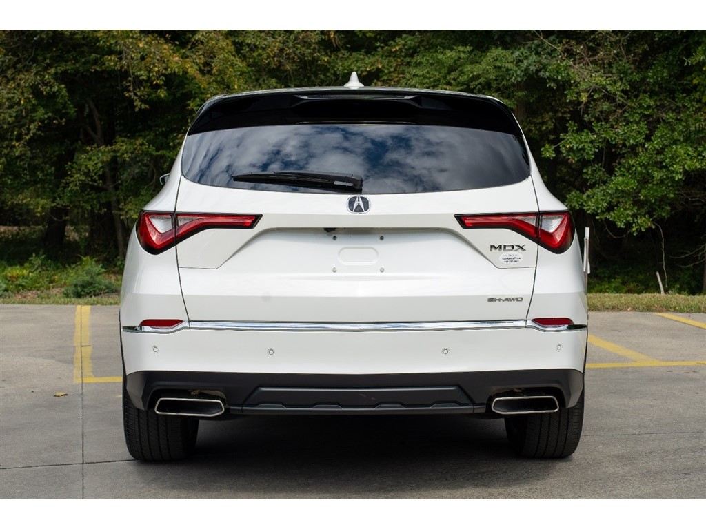 2022 Acura MDX SH-AWD photo 4