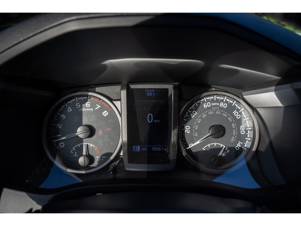 2017 Toyota Tacoma TRD Pro photo 33