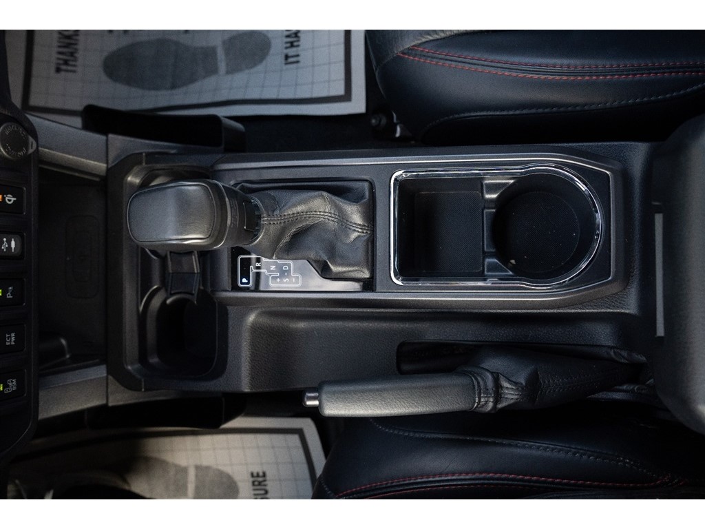 2017 Toyota Tacoma TRD Pro photo 34