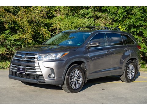 2019 Toyota Highlander XLE AWD V6