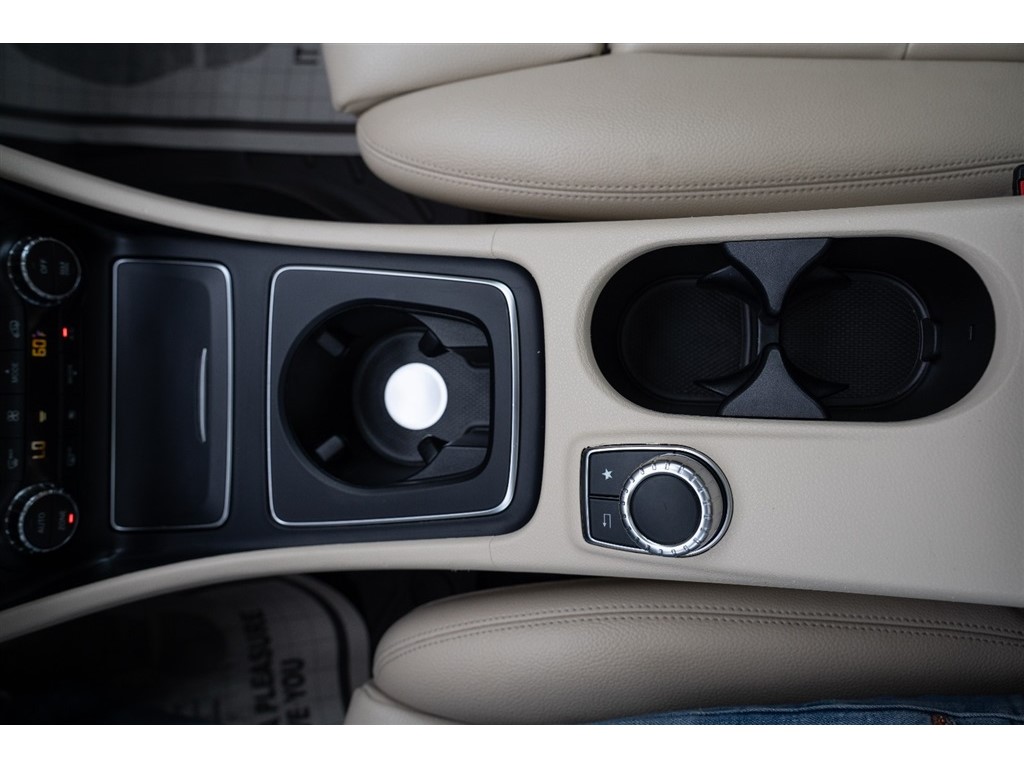 2019 Mercedes Benz GLA 250 4MATIC photo 32