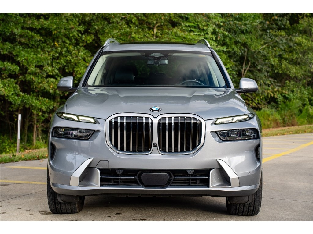 2023 Bmw X7 xDrive40i photo 2