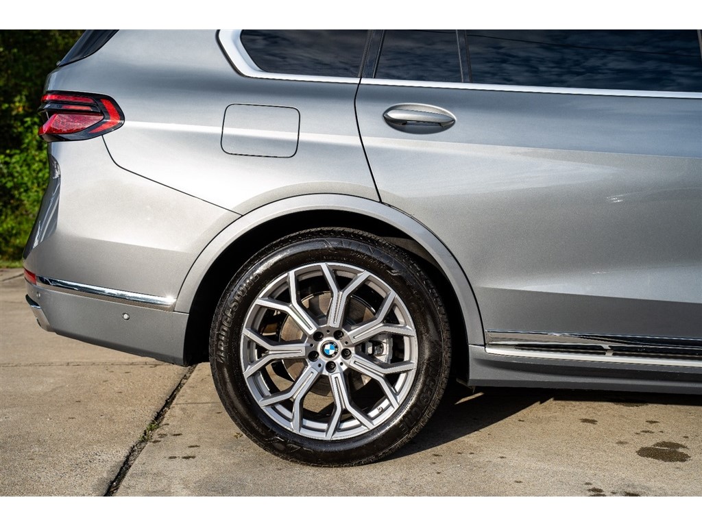 2023 Bmw X7 xDrive40i photo 4