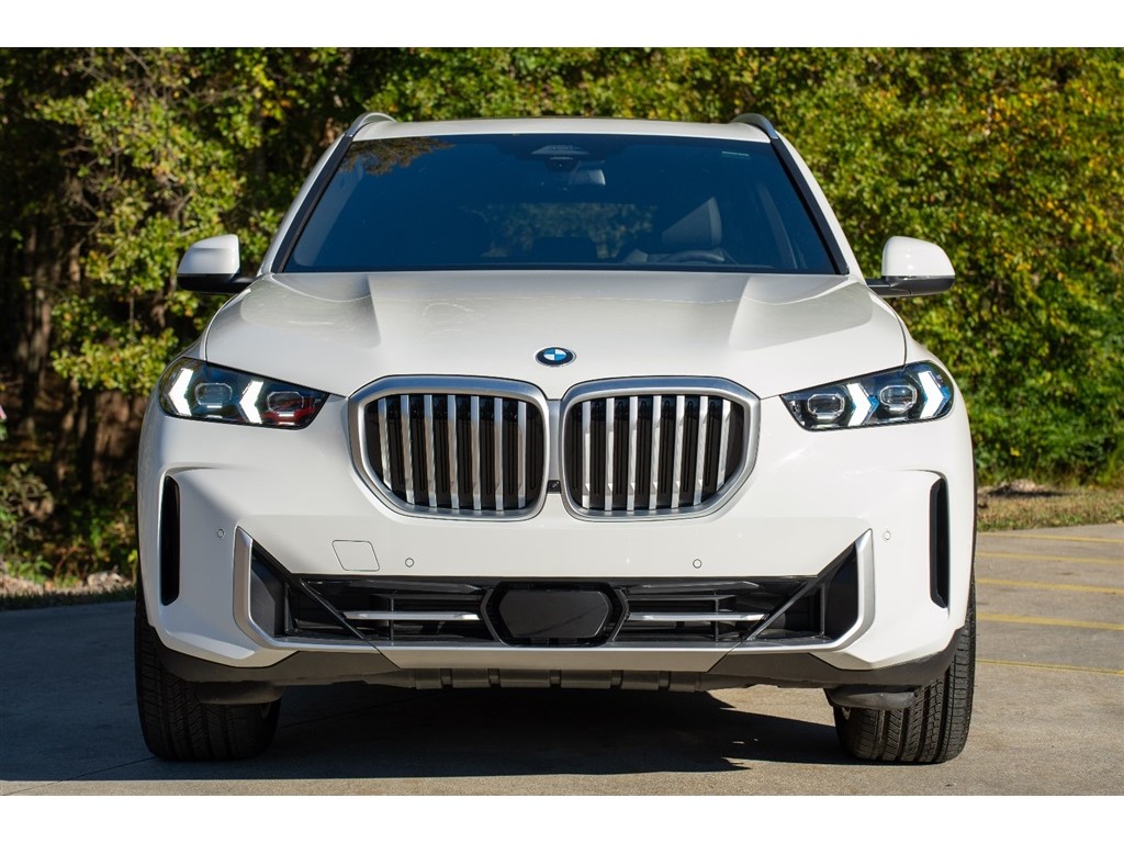 2026 Bmw X5 xDrive40i photo 2