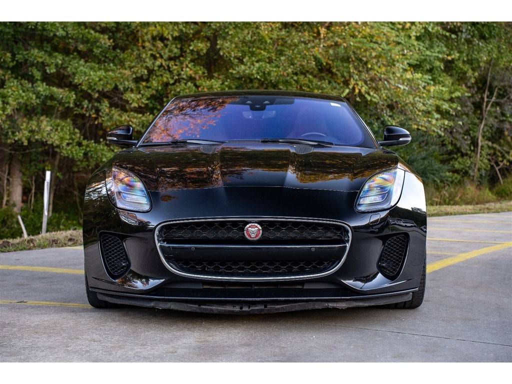 2019 Jaguar F-TYPE P380 photo 2