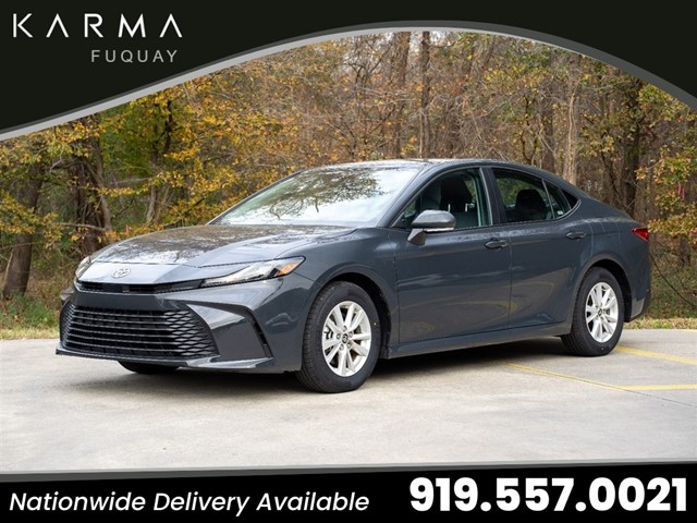 Toyota Camry Hybrid LE in Fuquay-Varina