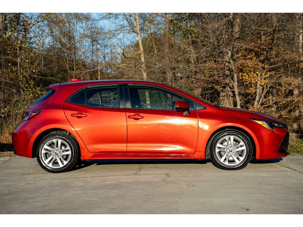 2019 Toyota Corolla SE photo 3