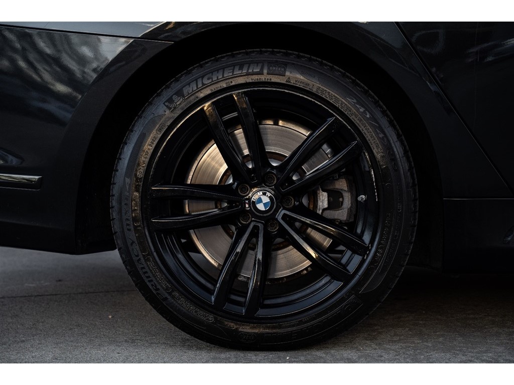 2022 Bmw 750Li photo 3