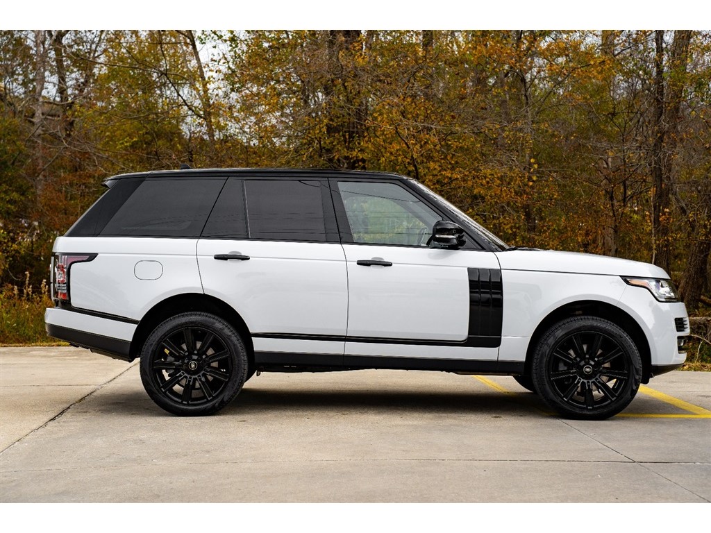 2016 Land Rover Range Rover HSE photo 3