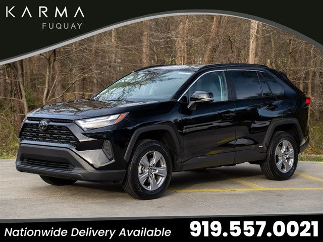 Toyota RAV4 Hybrid XLE in Fuquay-Varina