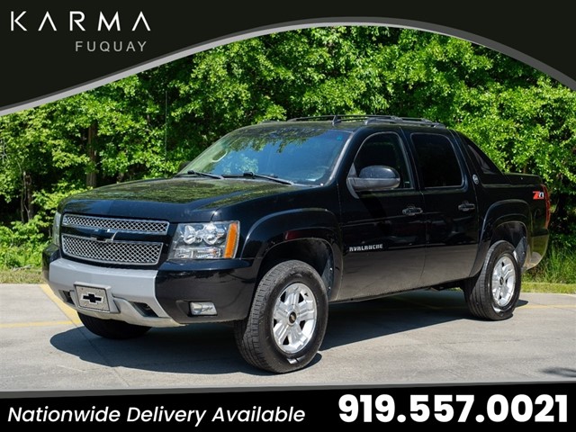 Chevrolet Avalanche LT in Fuquay-Varina