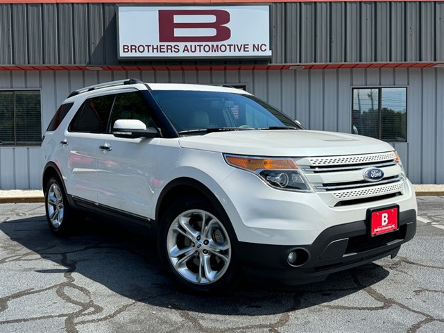 Ford Explorer Limited 4WD in Aberdeen