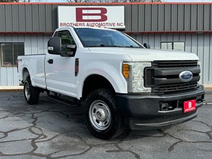 Picture of a 2017 Ford F-250 SD XL 4WD