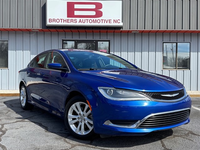 Chrysler 200 Limited in Aberdeen