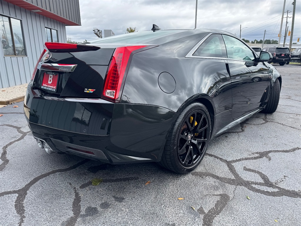 2012 Cadillac CTS V Coupe photo 2