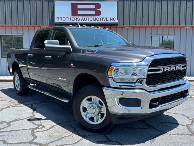 RAM 2500 Tradesman Crew Cab 4WD in Aberdeen