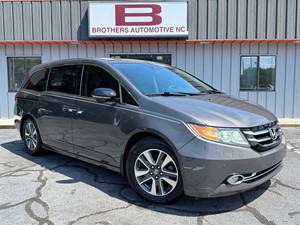 Picture of a 2015 Honda Odyssey Touring