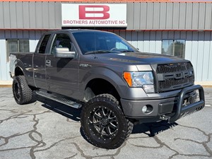 Picture of a 2014 Ford F-150 STX SuperCab 4WD