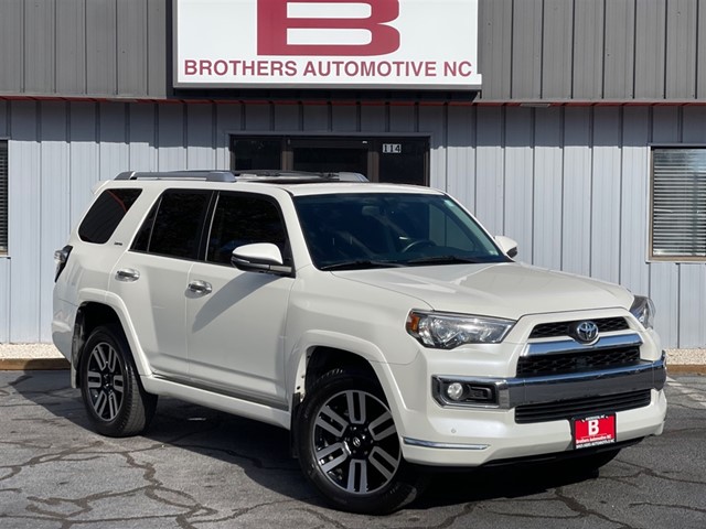 Toyota 4Runner Limited 4WD in Aberdeen