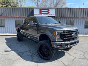 Picture of a 2020 Ford F-250 SD Lariat Crew Cab 4WD