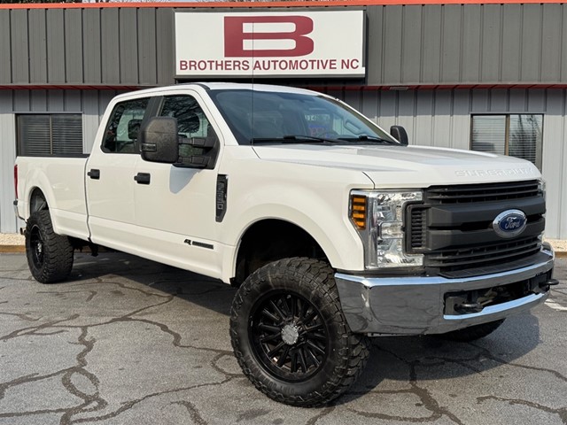 Ford F-250 SD XL Crew Cab Long Bed 4WD in Aberdeen