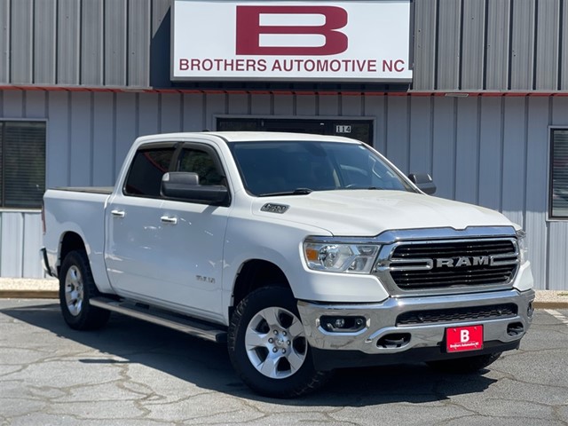 RAM 1500 Big Horn Crew Cab SWB 4WD in Aberdeen