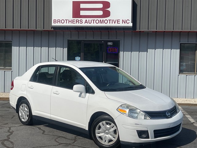 Nissan Versa in Aberdeen