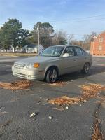 2004 Hyundai Accent Pic 2686_V202411161234253