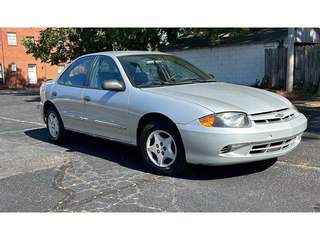 2004 Chevrolet Cavalier Base