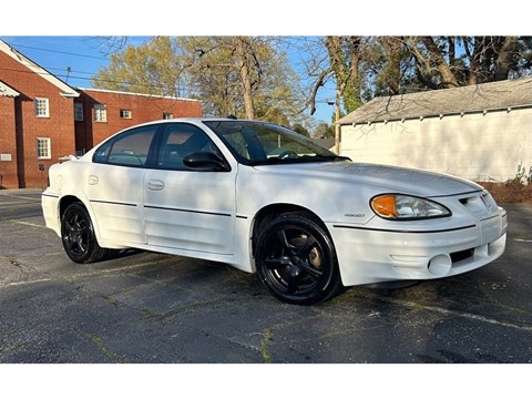2004 Pontiac Grand AM GT sedan